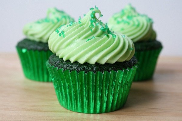 Nguyên liệu làm bánh cupcake bằng lò vi sóng tại nhà