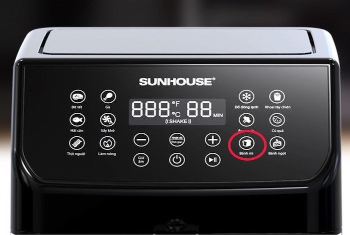 Nồi chiên không dầu SUNHOUSE có chế độ nướng bánh chuối yến mạch tiện lợi