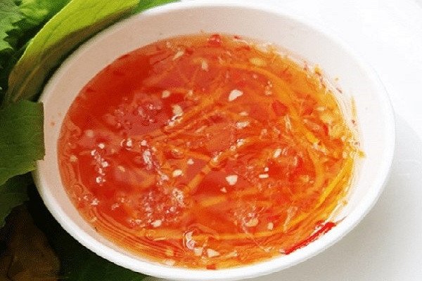 Nước chấm bánh xèo tỏi ớt hấp dẫn