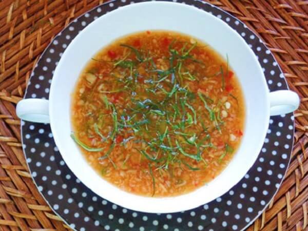 Nước chấm gừng tỏi ớt đặc trưng cho hàu nướng