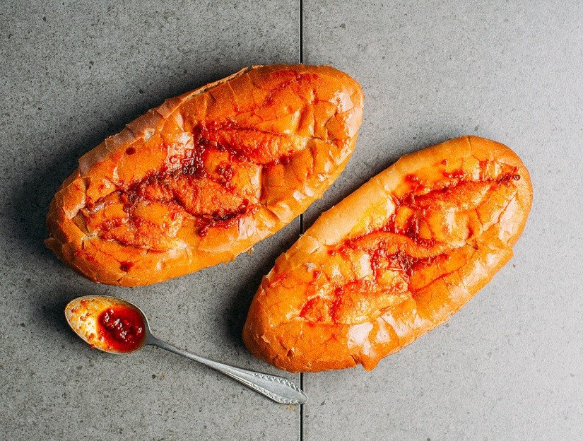 Nướng bánh mì muối ớt bằng nồi chiên không dầu tiện lợi