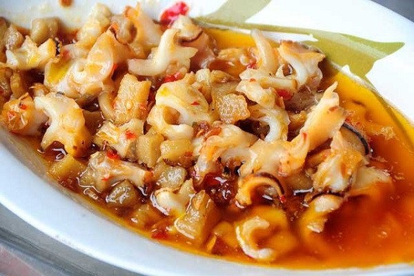 Ốc giác xào bơ tỏi vàng ươm