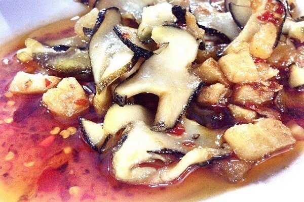 Ốc giác xào sa tế cay nồng