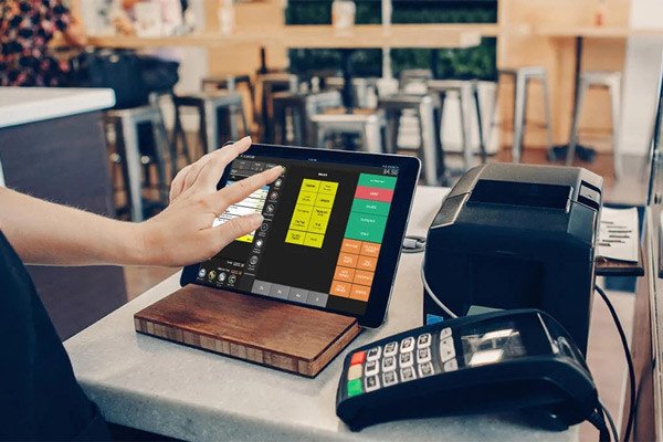 Phần mềm hỗ trợ quản lý chi phí mở quán ăn vặt hiệu quả.