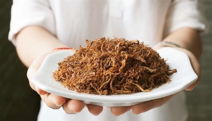 Ruốc nấm có rất nhiều chất dinh dưỡng, bạn có thể ăn cùng cháo hoặc cơm để tăng hương vị