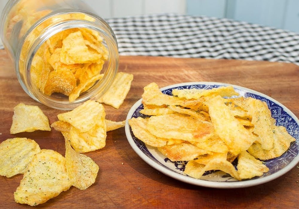Snack khoai lang giòn tan chế biến bằng nồi chiên không dầu, món ăn vặt dinh dưỡng