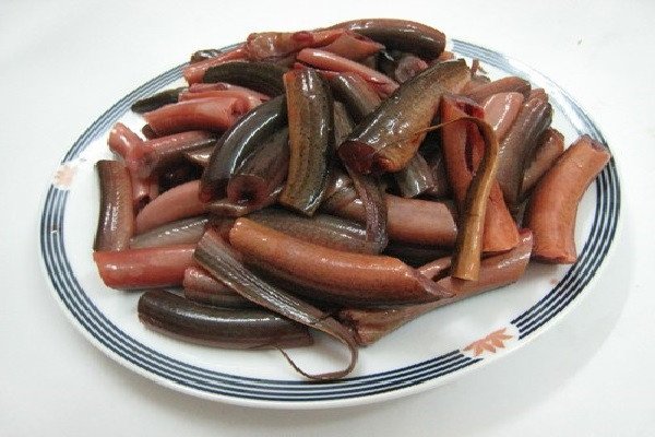 Sơ chế lươn đồng tươi ngon để nấu cháo không tanh