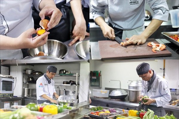 Sơ chế nguyên liệu tươi ngon cho món salad