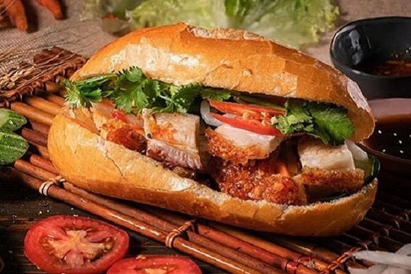 Sự đa dạng của các loại bánh mì Việt Nam với nhân đầy đặn và phong phú