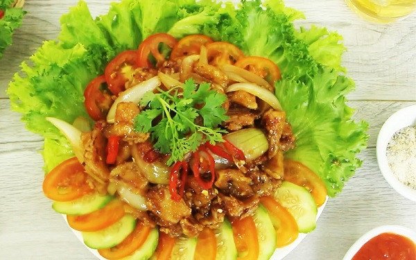 Sụn gà chiên nước mắm là món ngon khó cưỡng bạn không nên bỏ lỡ