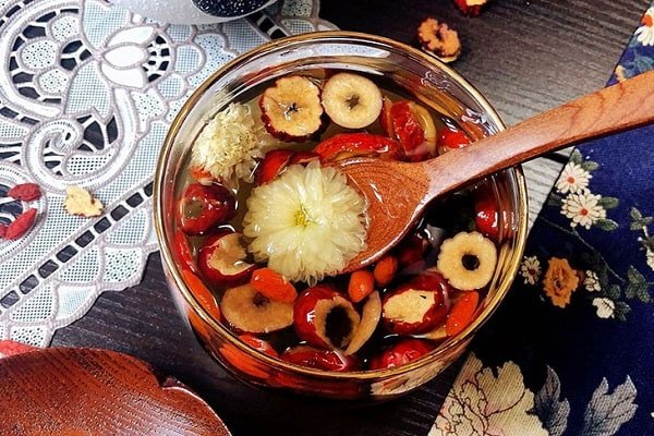 Táo Đỏ Làm Bánh: Khám Phá Công Thức Ngon Lành Táo đỏ hỗ trợ phòng bệnh Alzheimer và ung thư