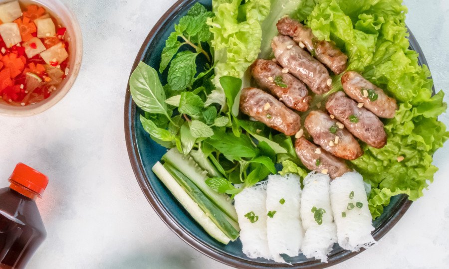 Thành phẩm món thịt bò nướng mỡ chài sau khi nướng bằng nồi chiên không dầu