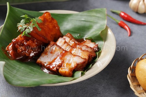 Thành phẩm xá xíu quay chuẩn vị nhà hàng