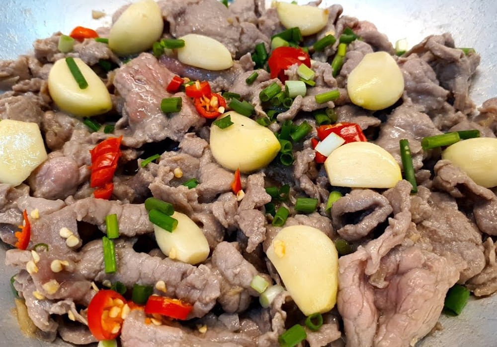 Thịt bò xào tỏi đơn giản, hương vị hấp dẫn