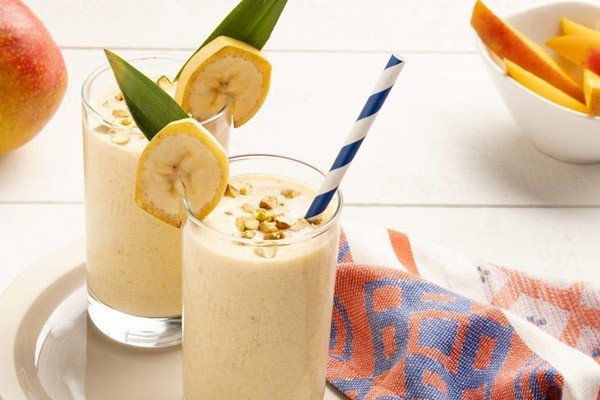 Cách Làm Sinh Tố Chuối Ngon Chuẩn Vị Tại Nhà Đơn Giản Thức uống sinh tố chuối xoài hỗ trợ quá trình giảm cân