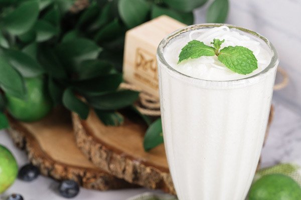 Thưởng thức sinh tố dừa giúp kiểm soát cân nặng hiệu quả