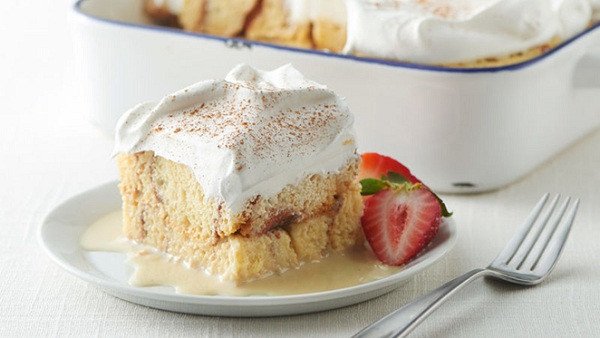 Tres Leches Cake – bánh ngâm sữa đặc biệt