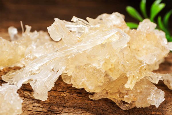Chè Dưỡng Nhan Tuyết Yến: Bí Quyết Đẹp Da Từ Thiên Nhiên Tuyết yến khô sau khi ngâm nở