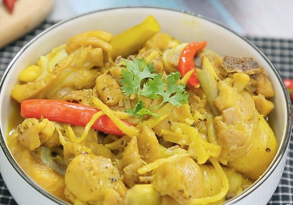 Ức gà kho gừng thơm nồng, ấm bụng