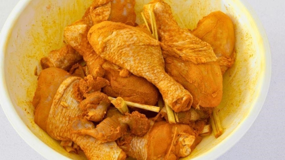Ướp thịt gà đậm đà cho món cà ri ngon