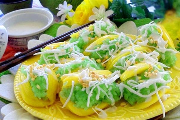 Xôi mít lá dứa xanh ngát, thơm lừng với hương vị tự nhiên