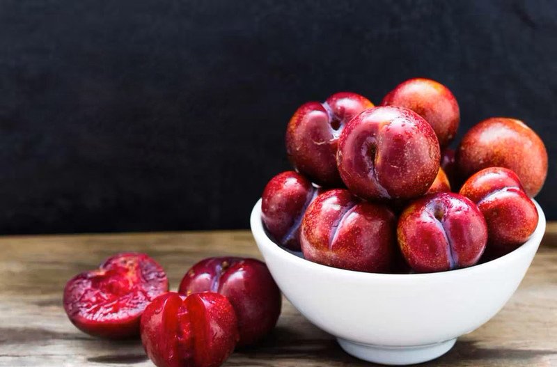 100g mận bắc tươi chứa ít calo