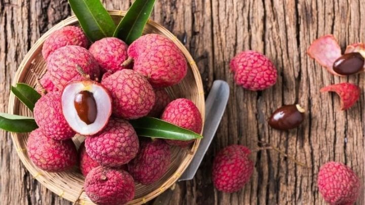 100g quả vải tươi chứa bao nhiêu calo và các giá trị dinh dưỡng