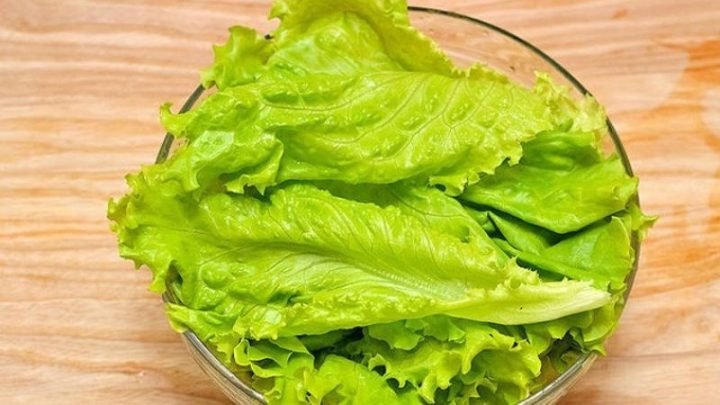 100g rau xà lách chỉ cung cấp 15 calo