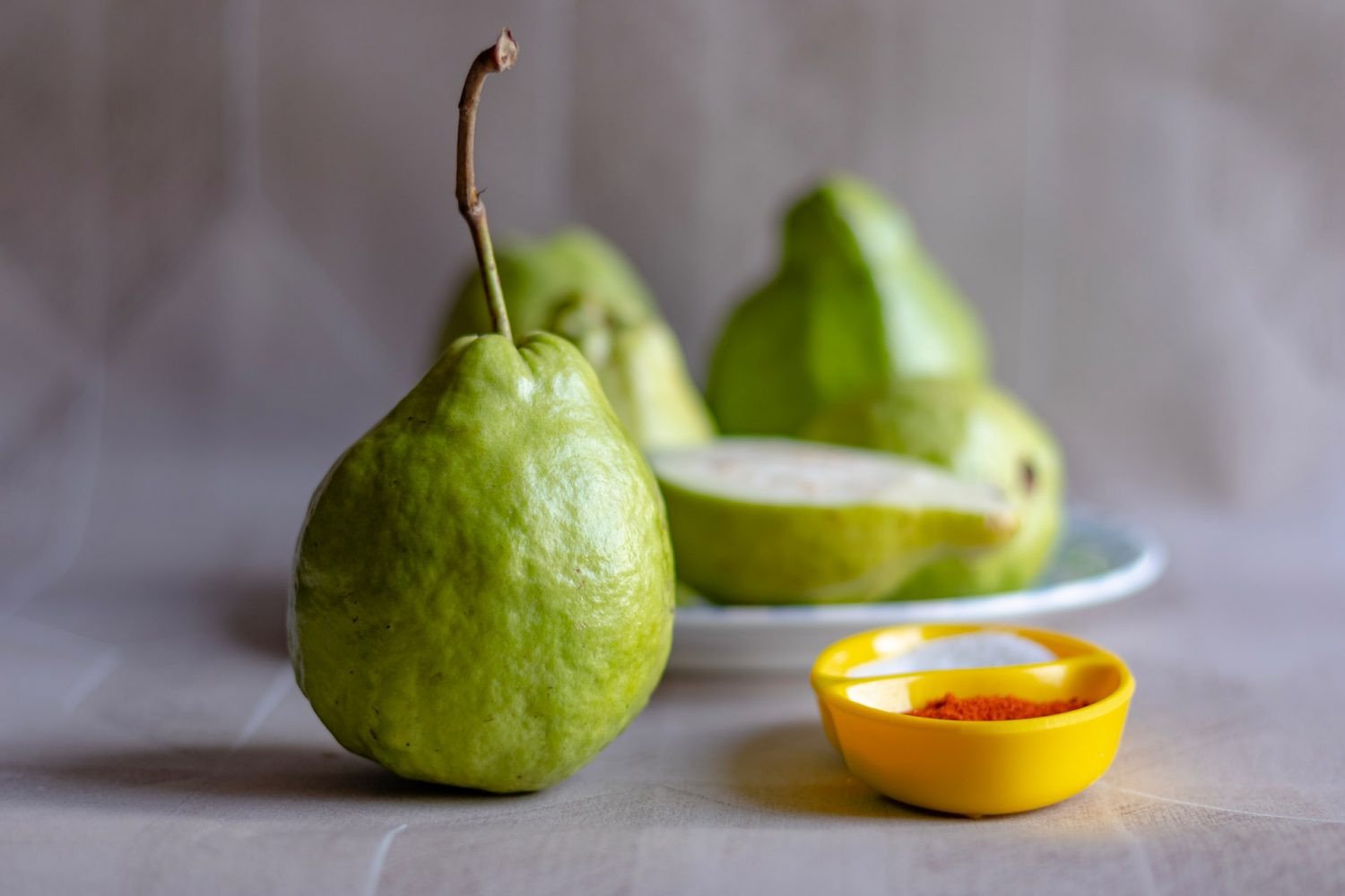Ăn ổi Nữ Hoàng giúp duy trì vóc dáng