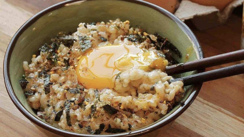 Ăn trứng gà sống làm giảm khả năng hấp thụ protein