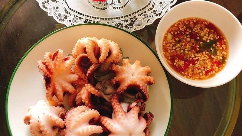 Bạch tuộc hấp gừng sả thơm lừng