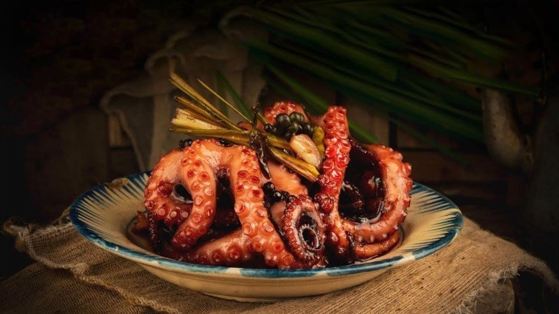 Bạch tuộc khìa nước dừa dai ngọt đậm đà