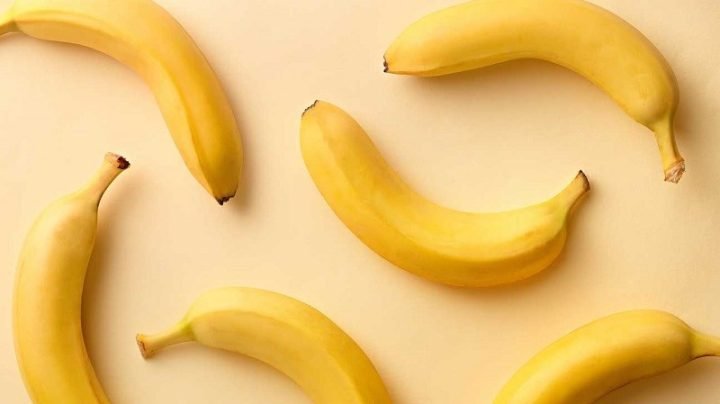 Bảng ước tính hai quả chuối bao nhiêu calo dựa trên kích thước và độ chín