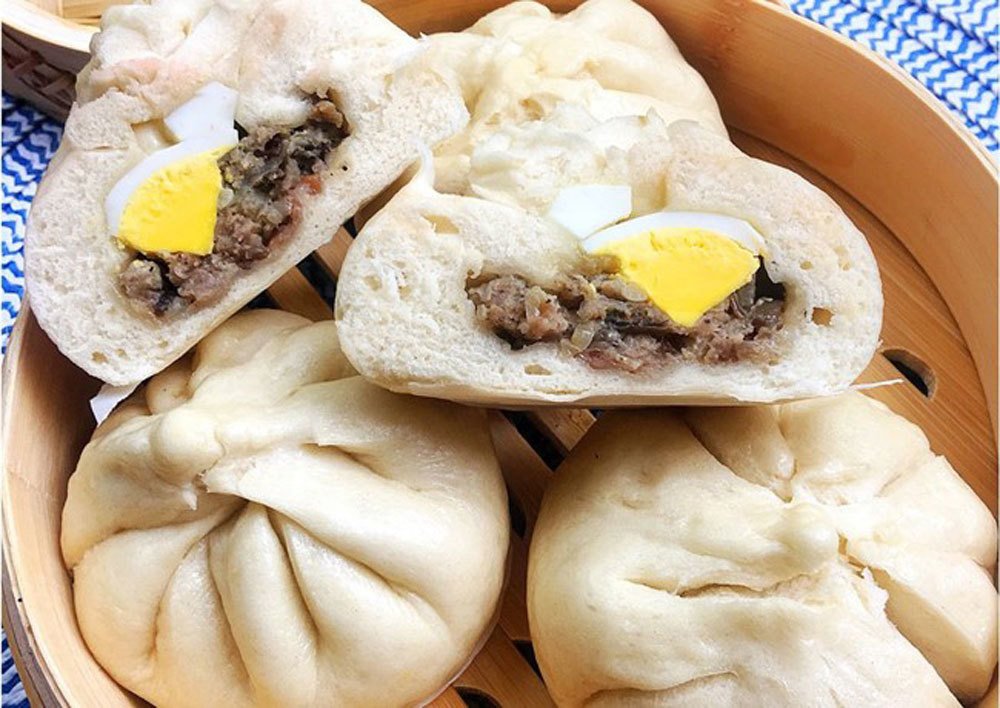Bánh bao nhân thịt miến thơm ngon sau khi hấp