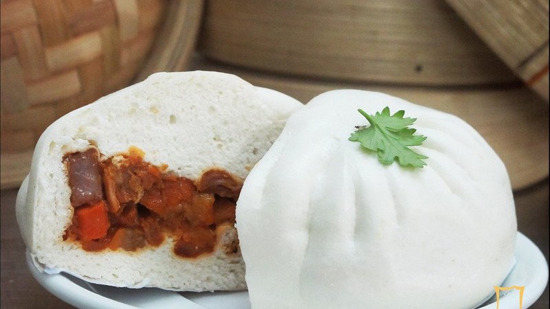 Bánh bao xá xíu là loại có hàm lượng calo cao nhất, đối lập hoàn toàn với bánh bao ngũ cốc về mặt dinh dưỡng.