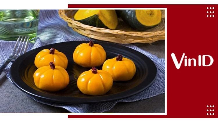 Bánh bí đỏ hấp truyền thống vàng đẹp, dẻo thơm