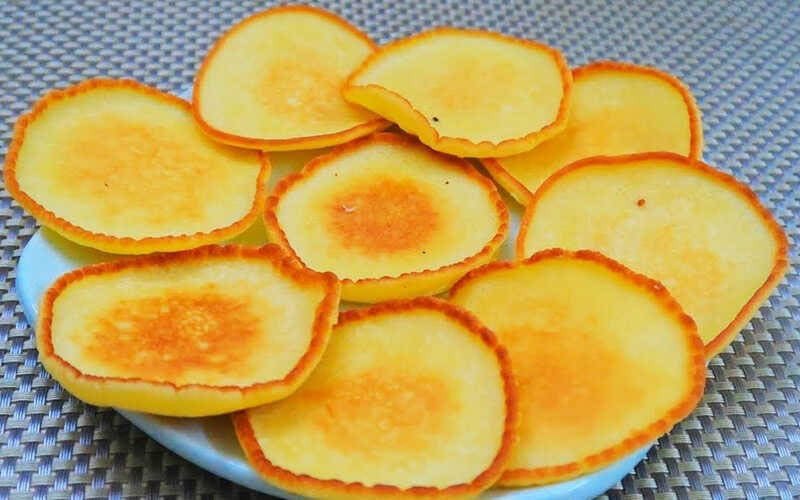 Bánh bột mì rán vàng giòn hấp dẫn, sẵn sàng thưởng thức