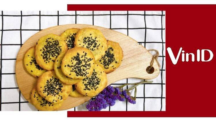 Bánh khoai lang nướng vàng ruộm từ lò nướng