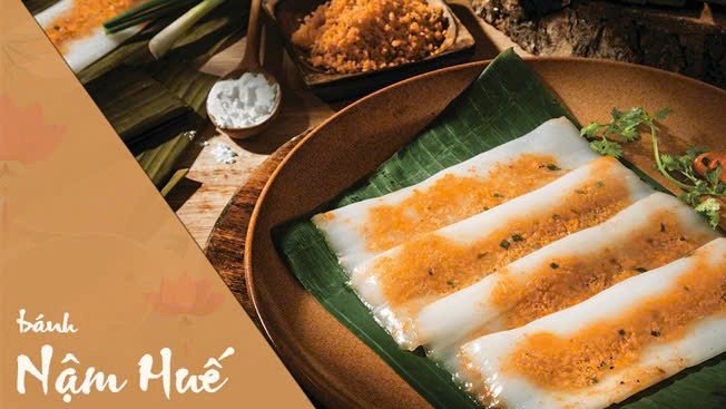 Bánh nậm gói lá chuối truyền thống, minh họa cho món ăn đang được phân tích lượng calo.