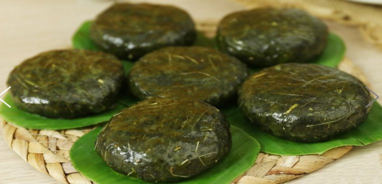 Bánh ngải cứu Lạng Sơn hoàn thành, thơm ngon bổ dưỡng