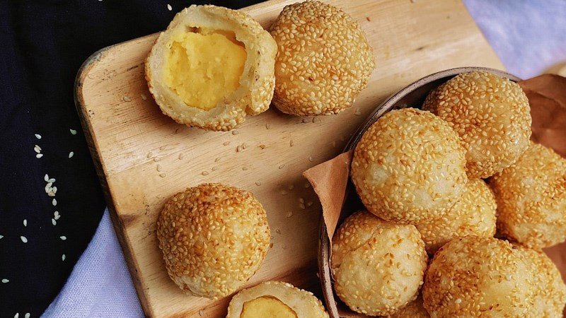 Bánh rán bột mì truyền thống và lượng calo có trong 100g