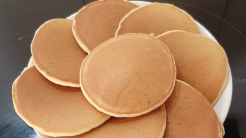 Bánh rán Doremon mềm xốp, ngọt ngào làm từ bột mì cho trẻ em
