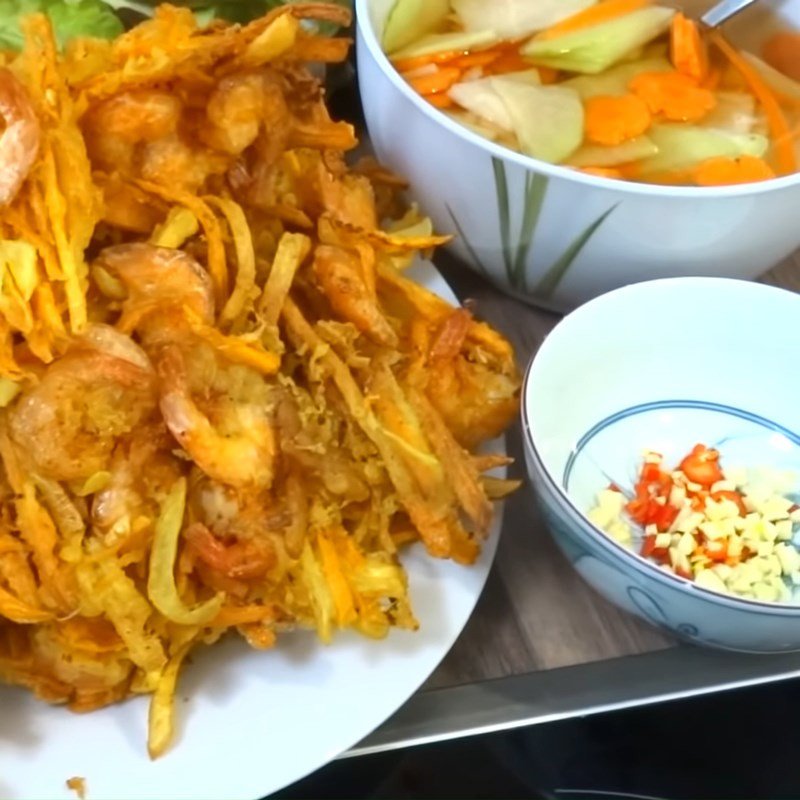Bánh tôm chiên bột mì thành phẩm