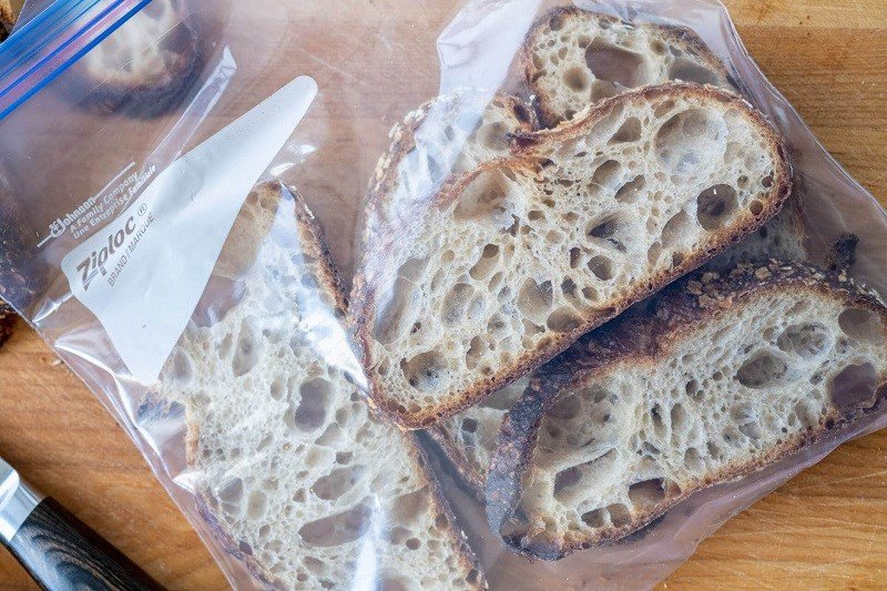 Bảo quản bánh mì sandwich để dùng lâu hơn