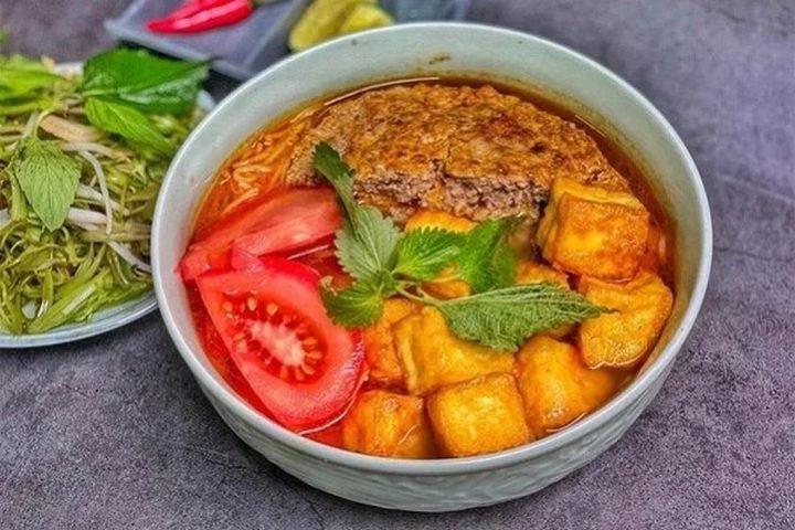 Bát bún riêu cua đồng hấp dẫn, món ăn bổ dưỡng từ cua đồng