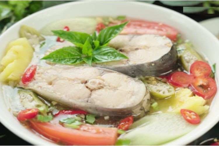 Bát canh măng chua cá hú thơm ngon, đậm đà hương vị