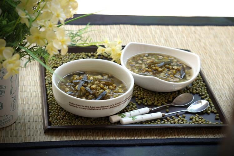 Bát chè đậu xanh phổ tai thanh mát, giải nhiệt cho ngày hè
