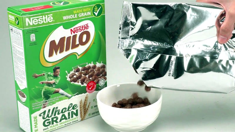 Bát ngũ cốc Milo khô sẵn sàng để thưởng thức trực tiếp, là lựa chọn tiện lợi cho bữa sáng nhanh gọn.