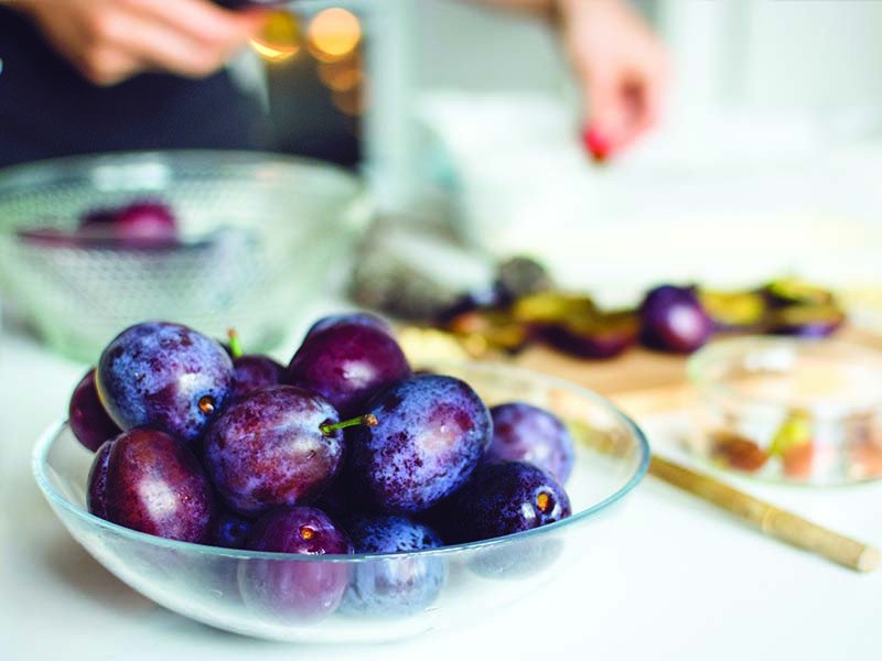 Bát nho tươi ngon, gợi ý cách ăn nho ngón tay để giảm cân hiệu quả