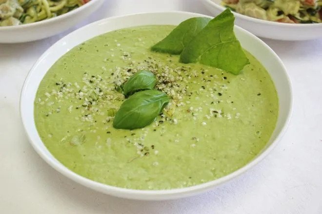 Bột gạo bí đỏ rau ngót dễ ăn cho bé